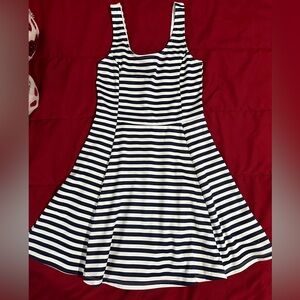 DRESSES for 15$ SAME DRESS & SIZE